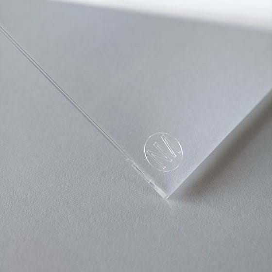 NM Bookstand X Clear från Vålamagasinet Presenttips, New Mags, Image-3