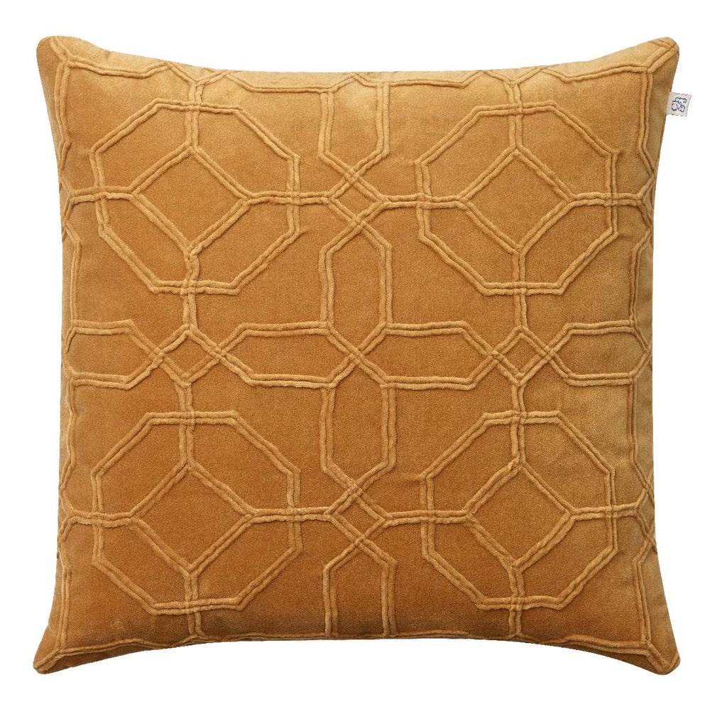 Nandi Velvet Cushion 50x50 från Vålamagasinet Prydnadskuddar, Chhatwal & Jonsson, Image-1