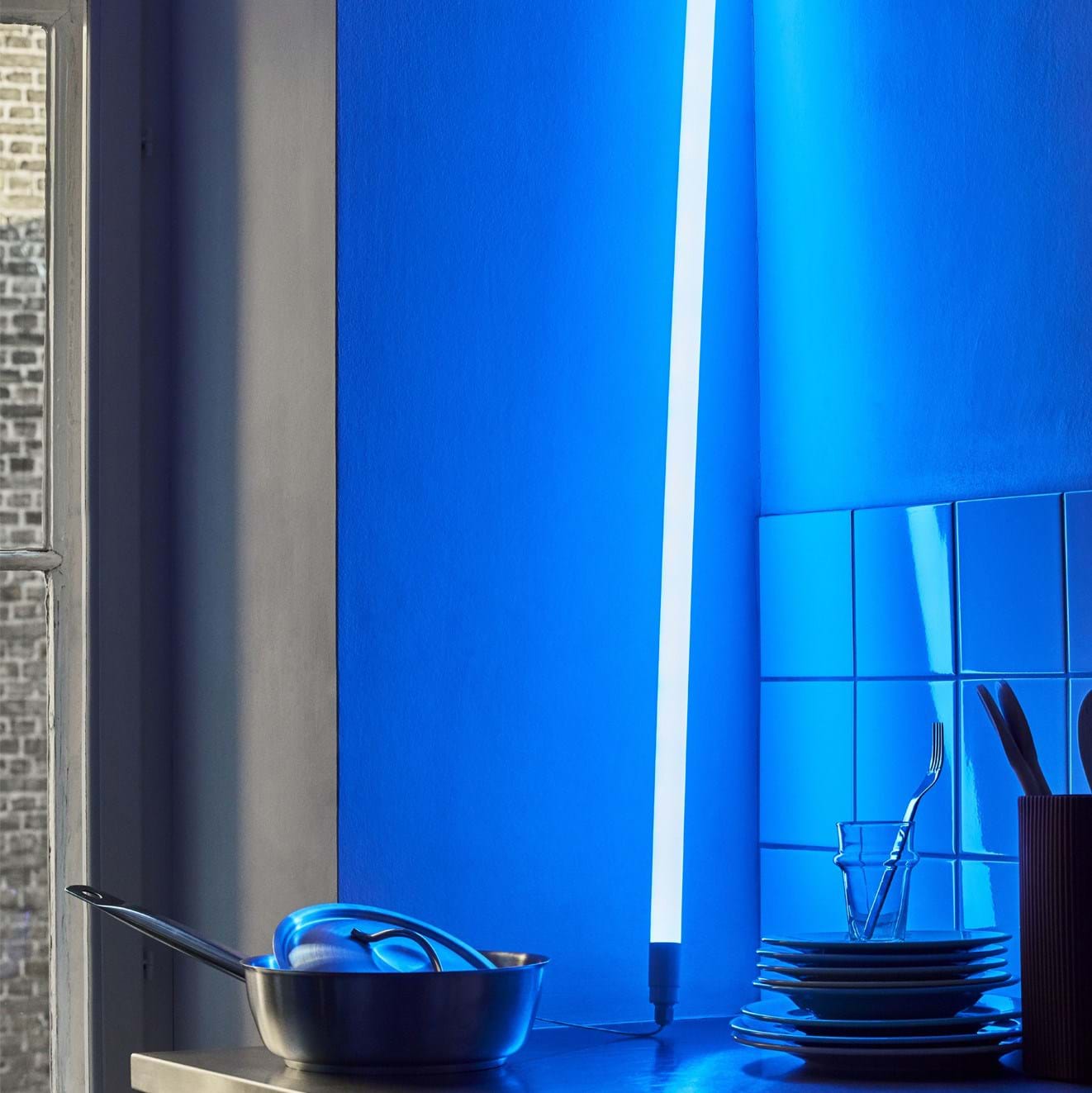 Neon Tube LED från Vålamagasinet Golvlampor, HAY, Image-6