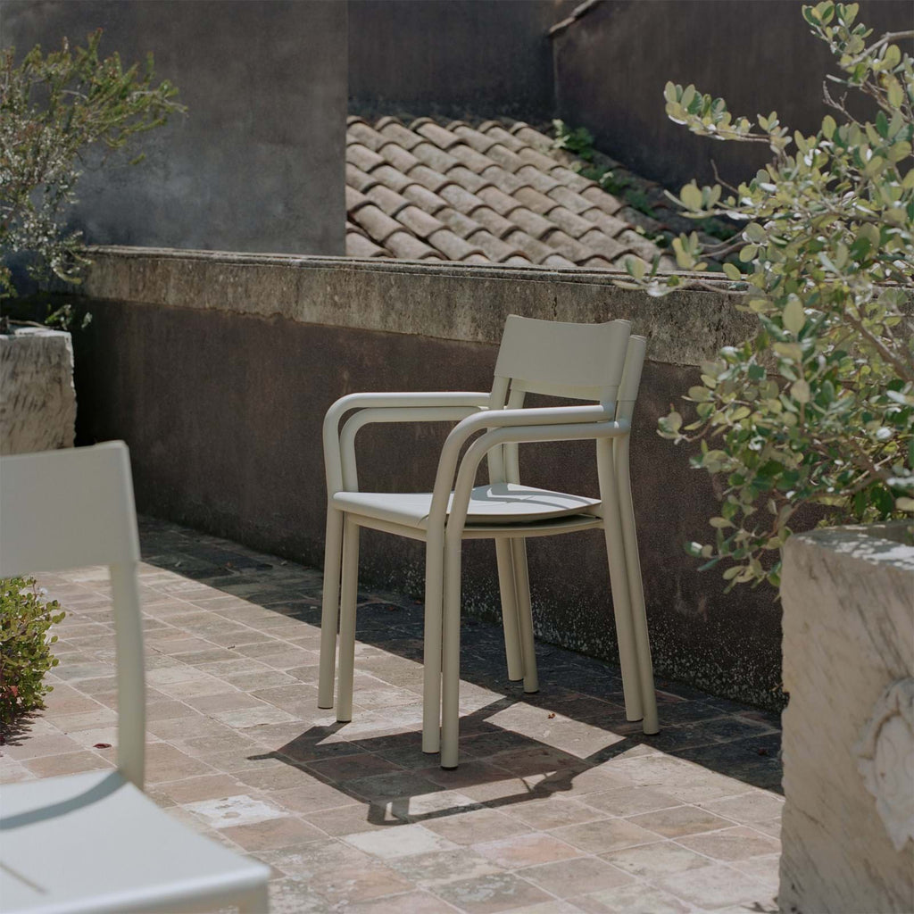 May Armchair från Vålamagasinet Stolar utemöbler, New Works, Image-2