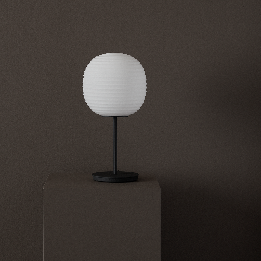 Lantern Table Lamp från Vålamagasinet Bordslampor, New Works, Image-2