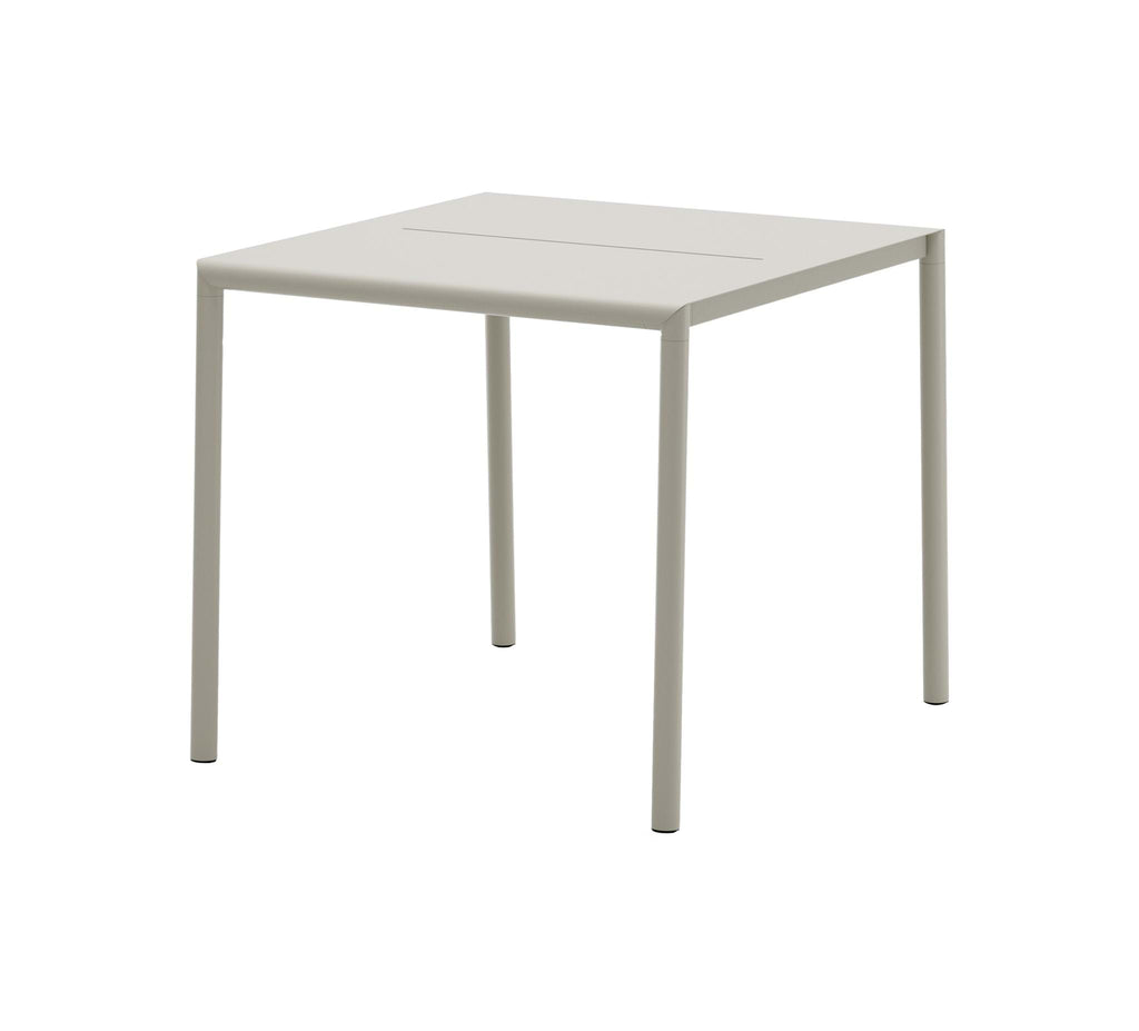 May Table 85x85 cm från Vålamagasinet Matbord utemöbler, New Works, Image-1