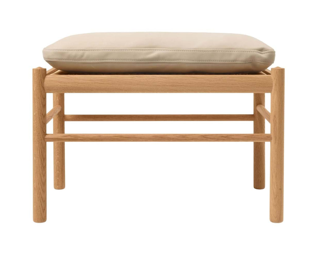 OW149 Colonial Fotpall från Vålamagasinet Fotpallar, Carl Hansen & Son, Image-1