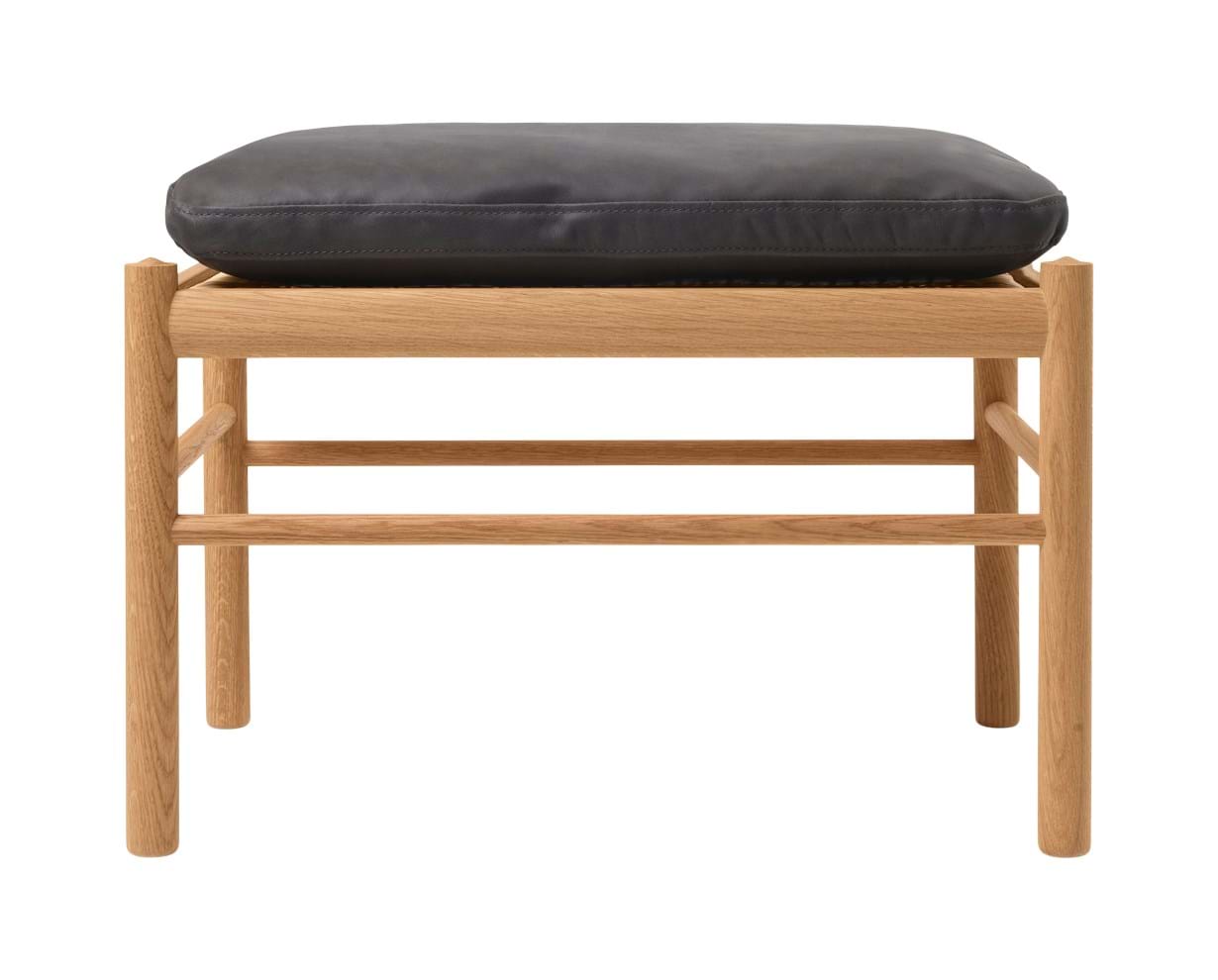 OW149 Colonial Fotpall från Vålamagasinet Fotpallar, Carl Hansen & Son, Image-1