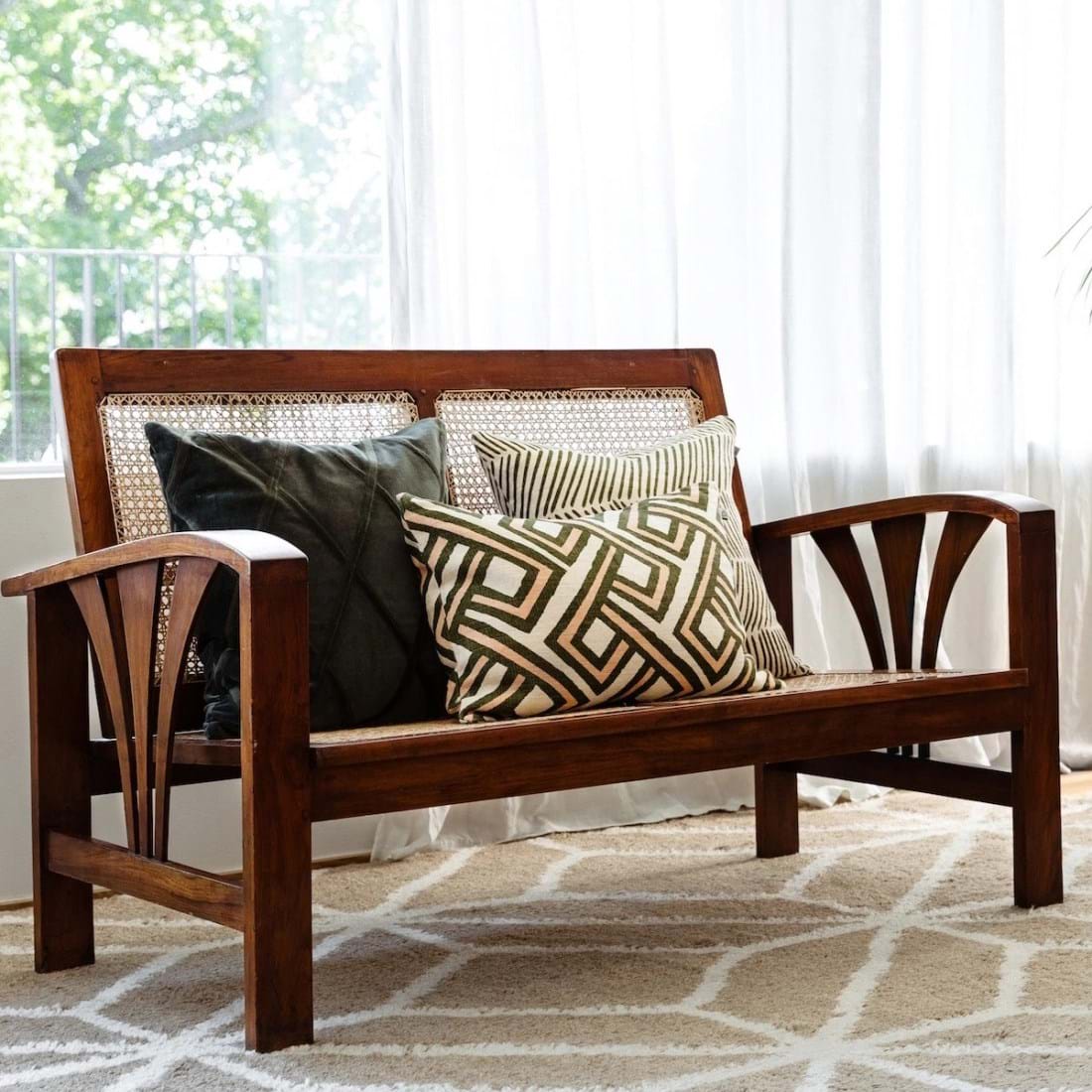 Orissa Velvet Kuddfodral 50x50 från Vålamagasinet Prydnadskuddar, Chhatwal & Jonsson, Image-2