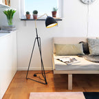 Lean Golvlampa från Vålamagasinet Golvlampor, Örsjö Belysning, Image-2