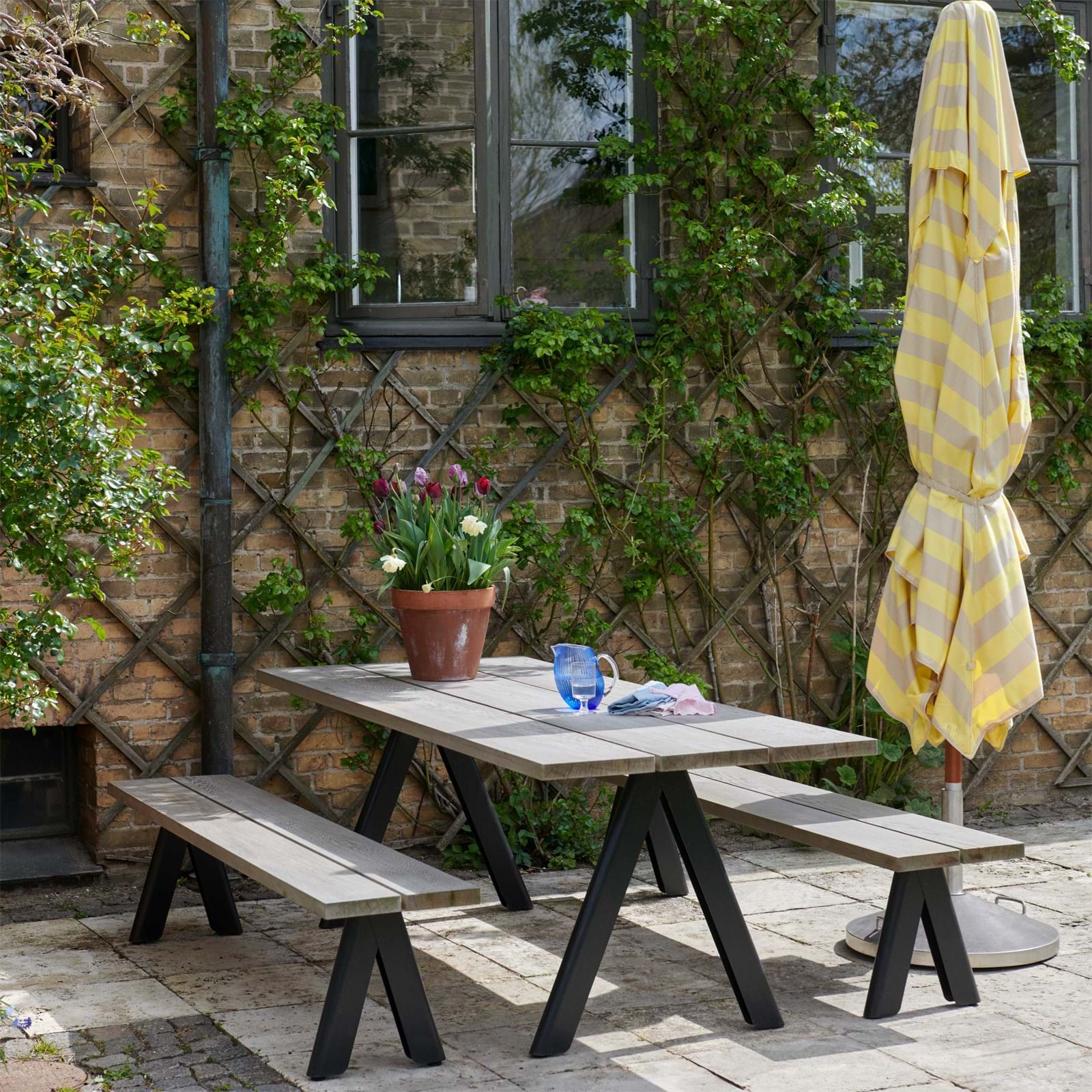 Overlap Bench från Vålamagasinet Pallar och bänkar utemöbler, Skagerak, Image-2