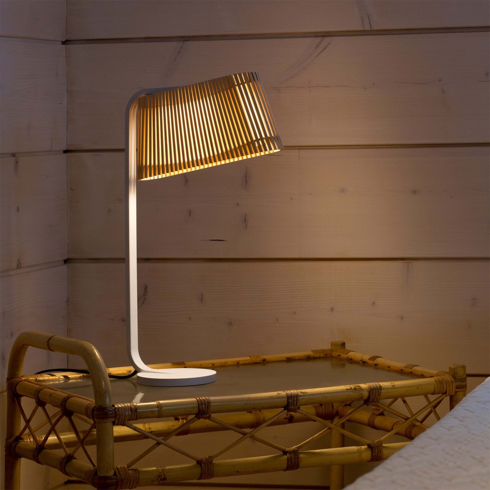 Owalo 7020 Table Lamp från Vålamagasinet Bordslampor, Secto Design, Image-4