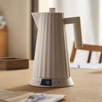 Plisse Elektrisk Vattenkokare från Vålamagasinet Termosar och karaffer, Alessi, Image-2