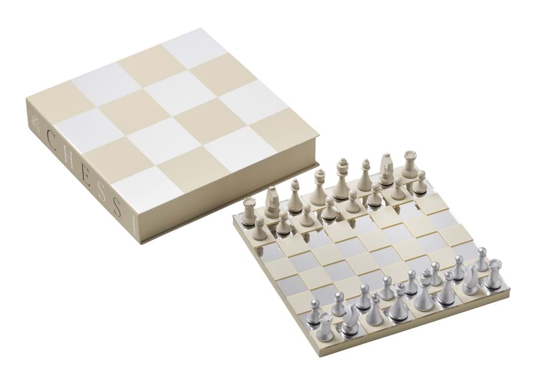 Classic Chess från Vålamagasinet Böcker och spel, Printworks, Image-1