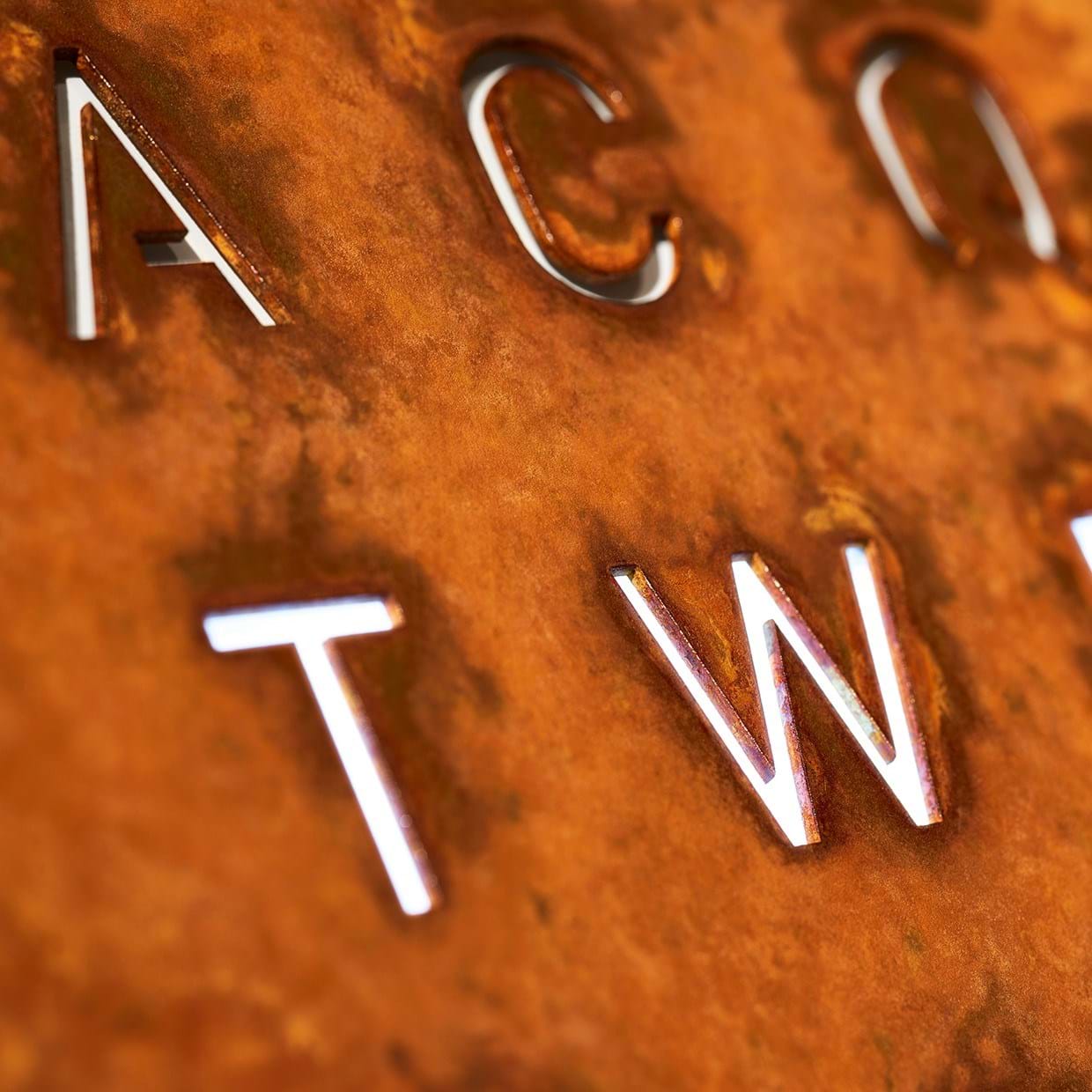 Qlocktwo Large Creator´s Edition från Vålamagasinet Klockor, Qlocktwo, Image-2