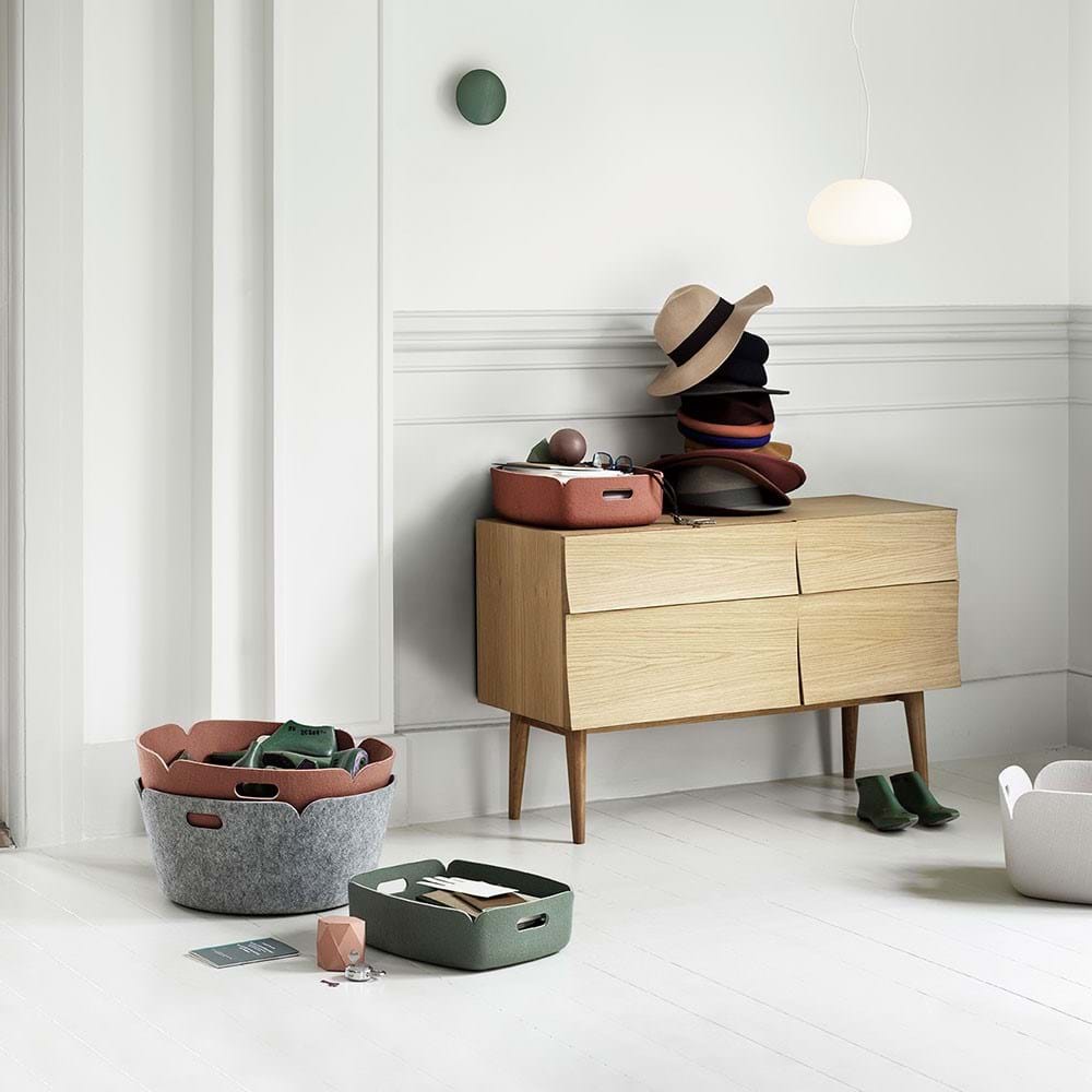 Reflect Small Sideboard från Vålamagasinet Skänkar och sideboards, Muuto, Image-2