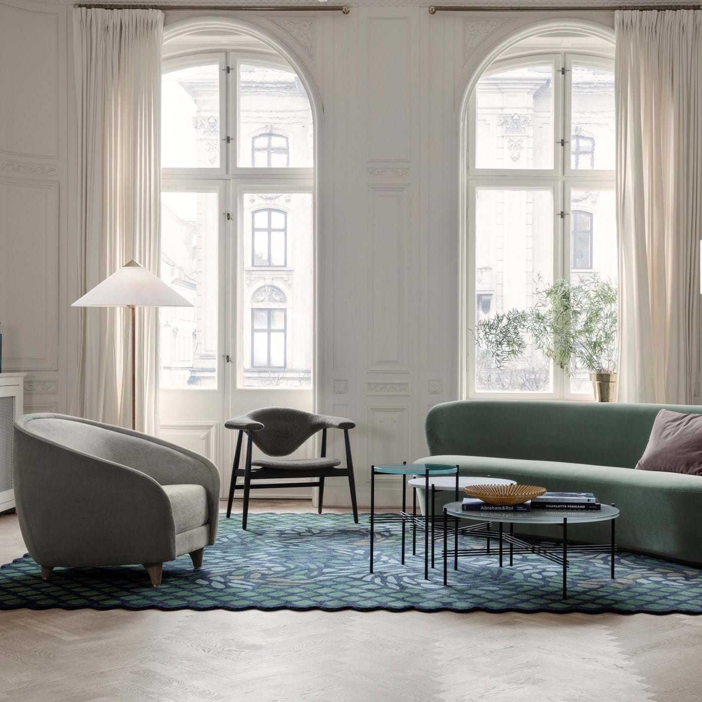 Masculo Lounge Chair Wood Base American Walnut från Vålamagasinet Fåtöljer, Gubi, Image-3