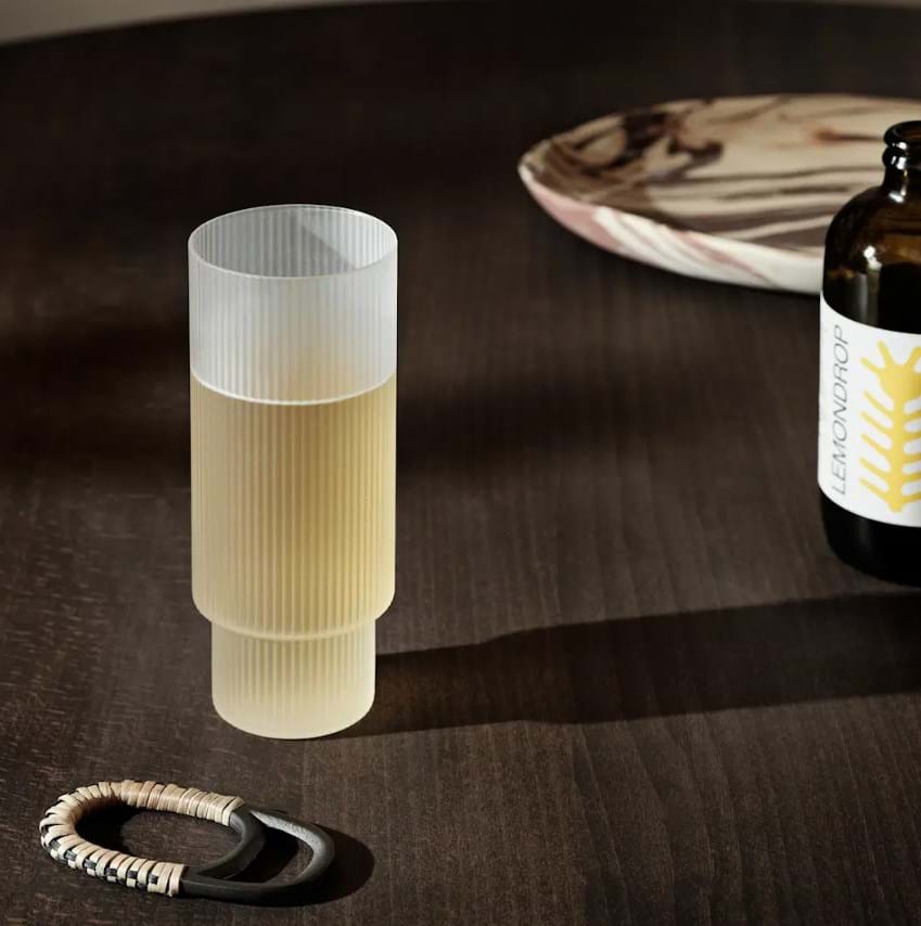 Ripple Long Drink Glasses Set Of 4 från Vålamagasinet Tallrikar och glas, Ferm Living, Image-4