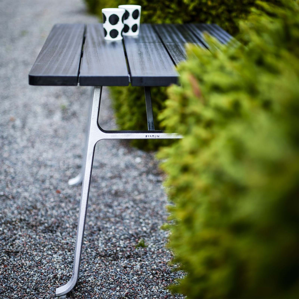 Seriff Bord från Vålamagasinet Matbord utemöbler, Byarums Bruk, Image-2