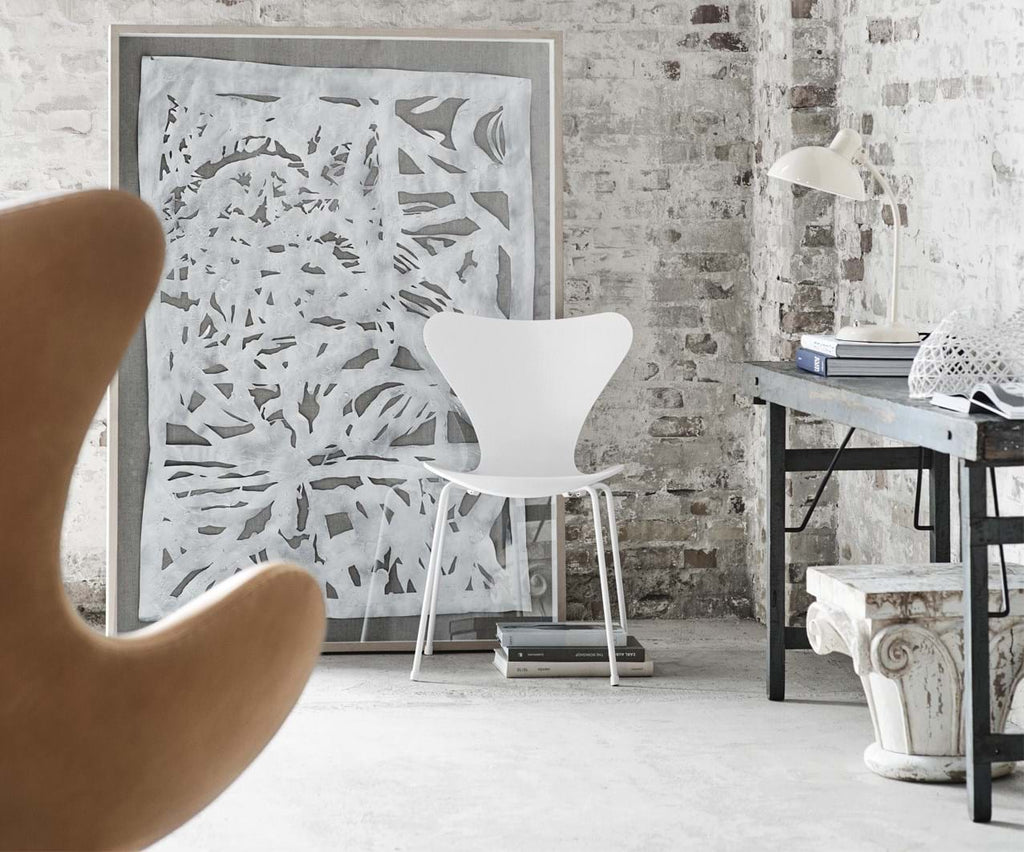 Sjuan 3107 Stol Monokrom från Vålamagasinet Matstolar, Fritz Hansen, Image-2