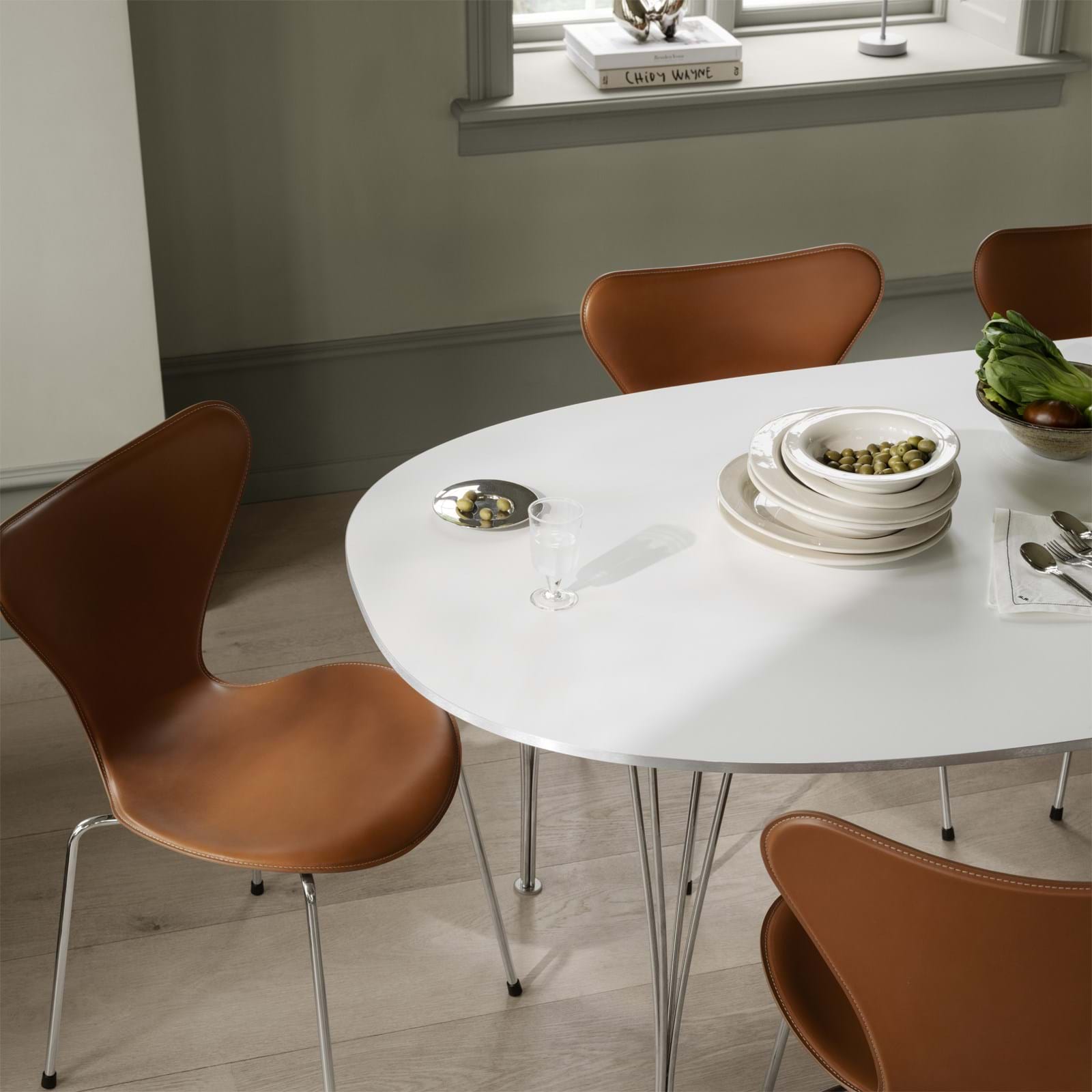 Sjuan Tailored Stol från Vålamagasinet Matstolar, Fritz Hansen, Image-4