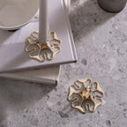 Skultuna Rose Candleholder från Vålamagasinet Ljusstakar och ljuslyktor, Skultuna, Image-2