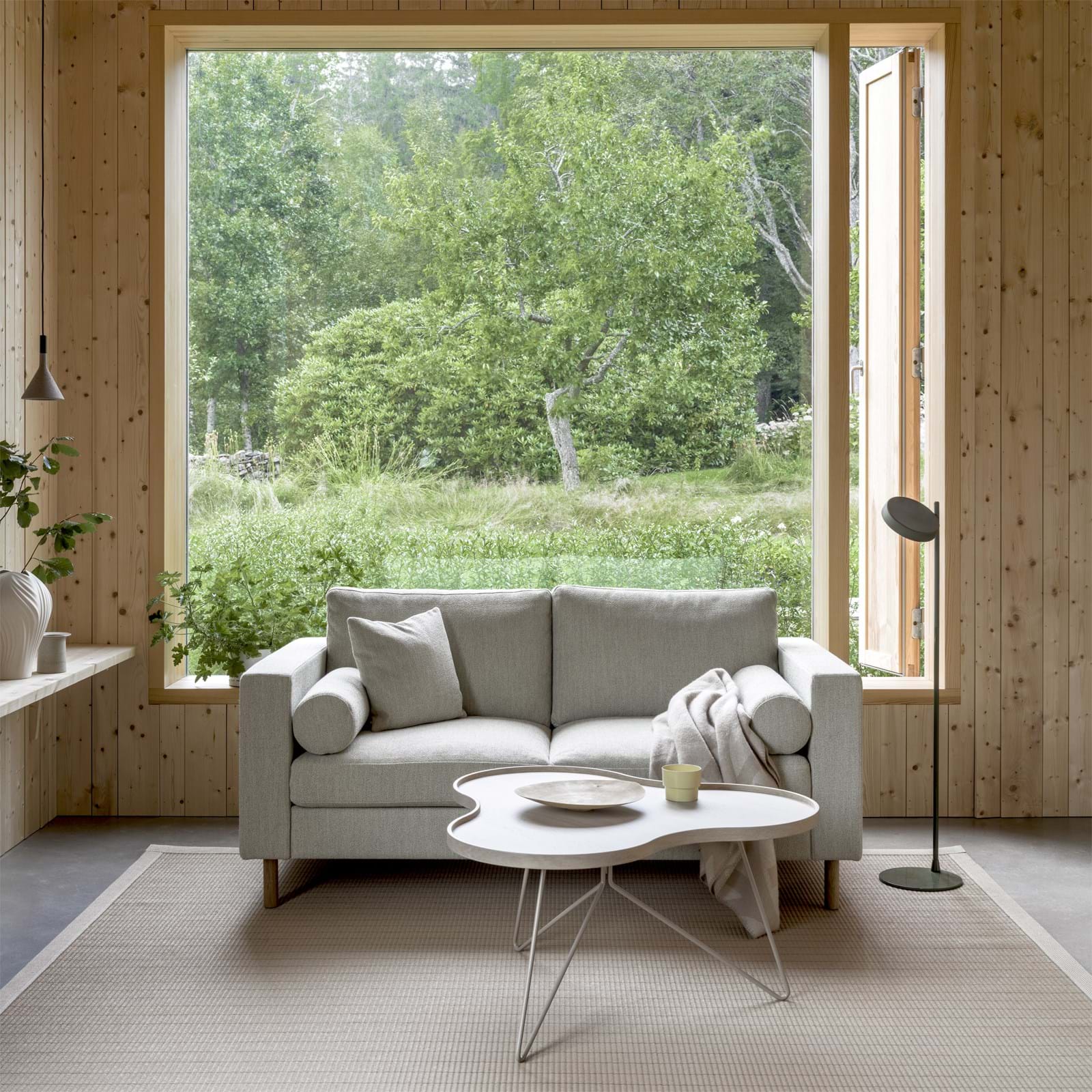 Solid 2-Sits Soffa från Vålamagasinet Soffor, Swedese, Image-2