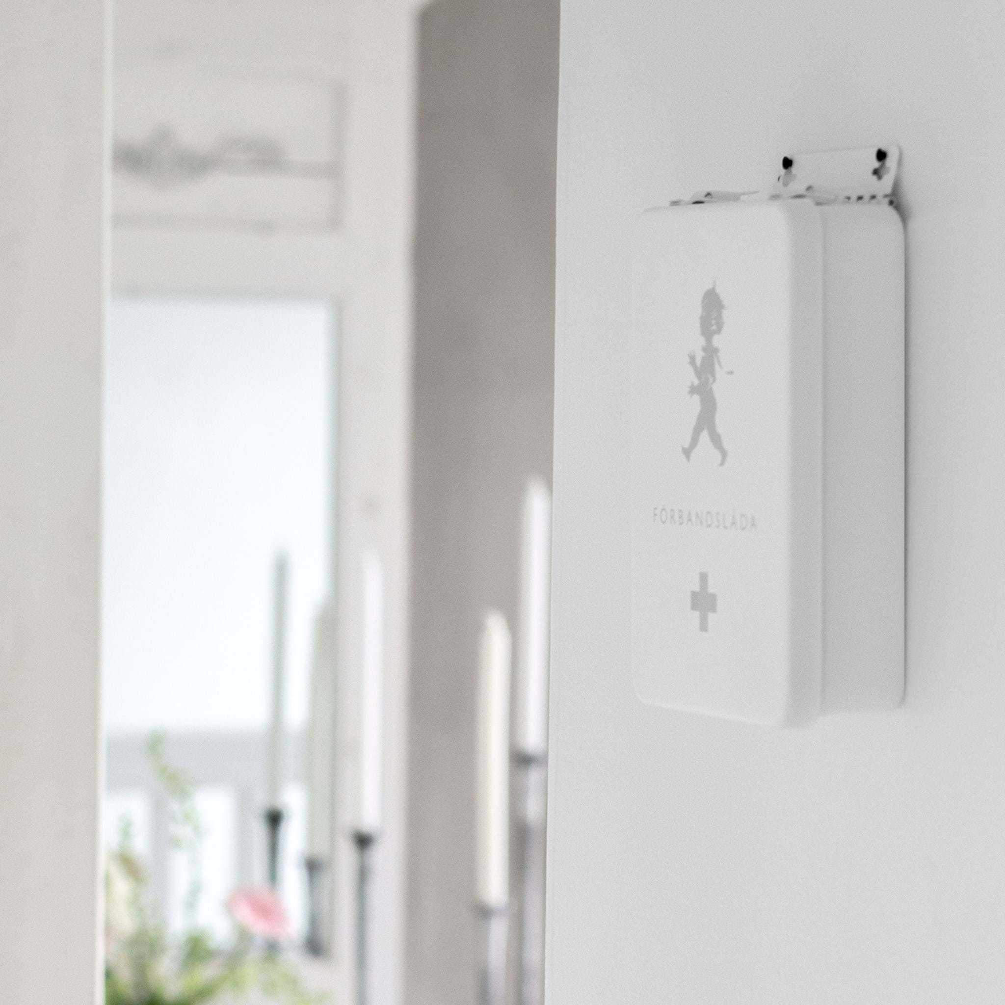 Solstickan Förbandslåda från Vålamagasinet Småförvaring, Solstickan, Image-2