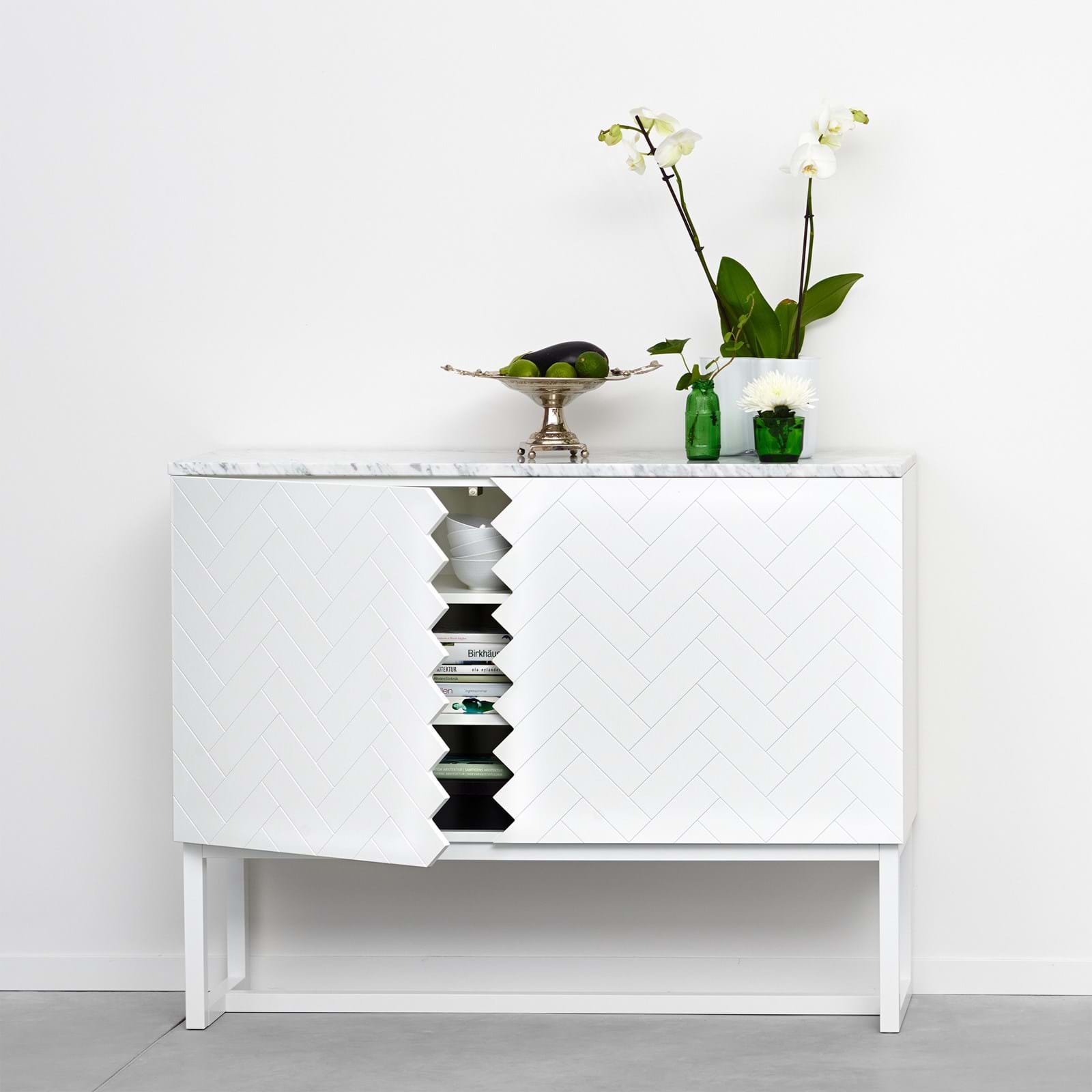 Story Cabinet White från Vålamagasinet Skänkar och sideboards, A2 Designers, Image-4