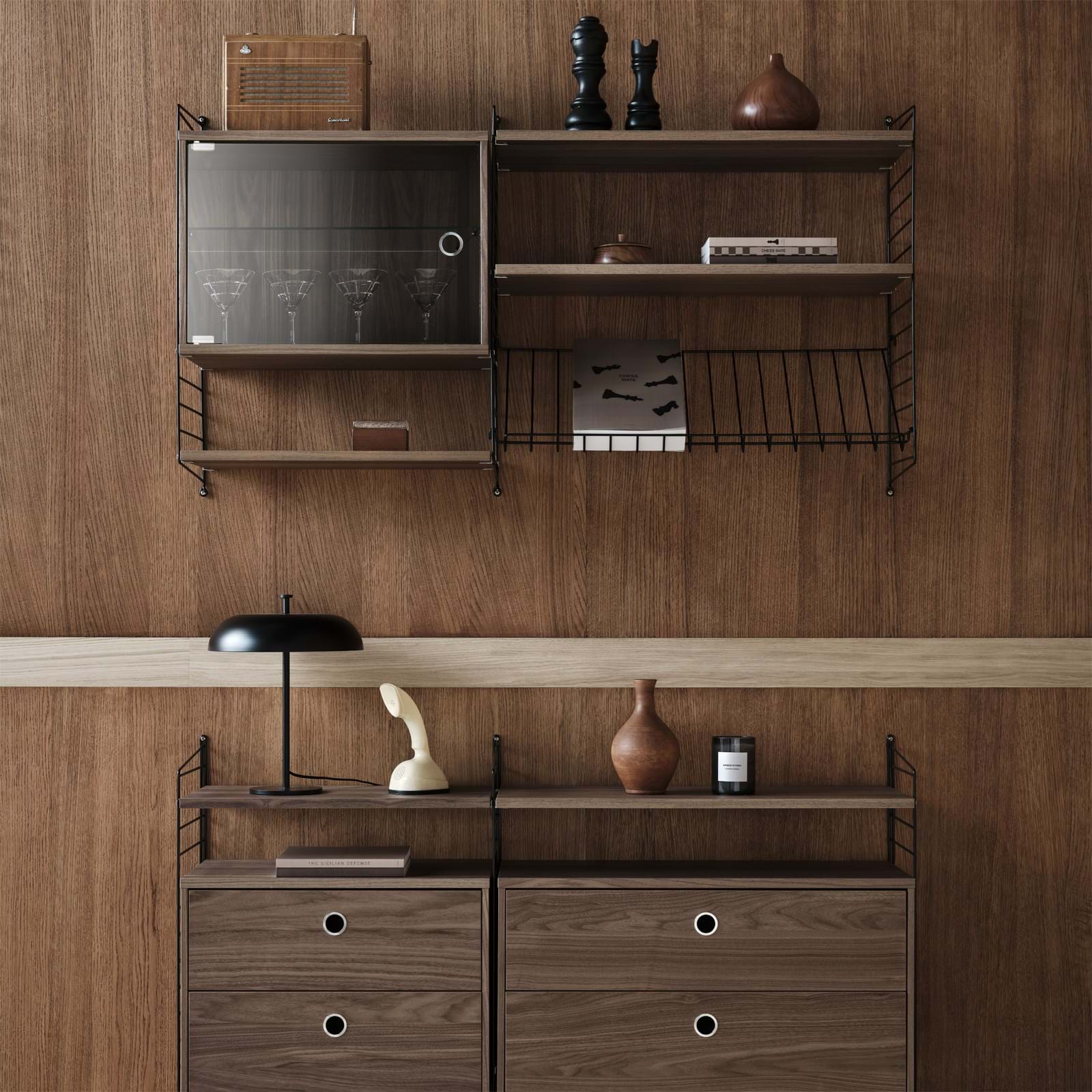 String Skåp Med Glasdörr 58x30 från Vålamagasinet Hyllor, String, Image-3