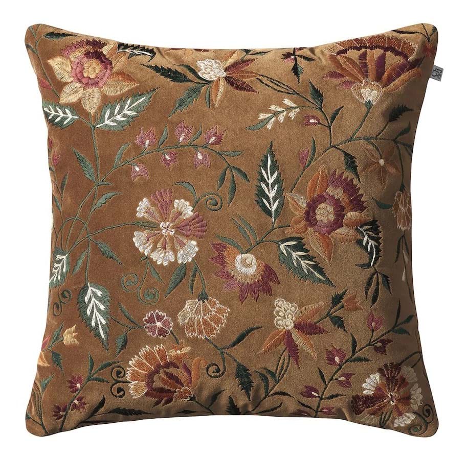 Suri Velvet Cushion Cover 50x50 från Vålamagasinet Prydnadskuddar, Chhatwal & Jonsson, Image-1