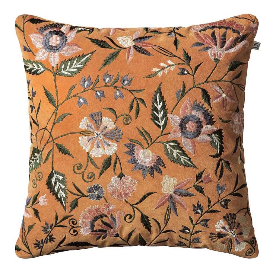 Suri Velvet Cushion Cover 50x50 från Vålamagasinet Prydnadskuddar, Chhatwal & Jonsson, Image-1