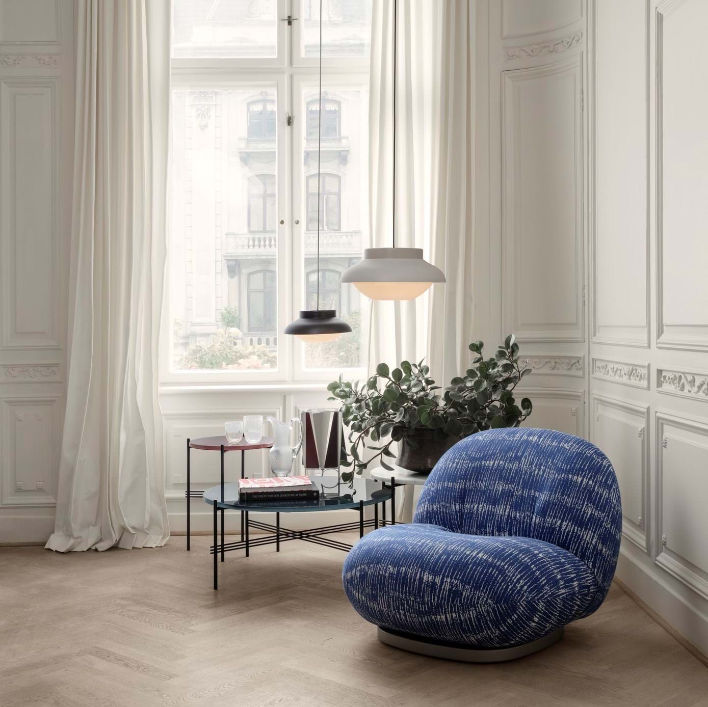 Ts Coffee Table Ø80 cm Black Frame från Vålamagasinet Soffbord, Gubi, Image-2