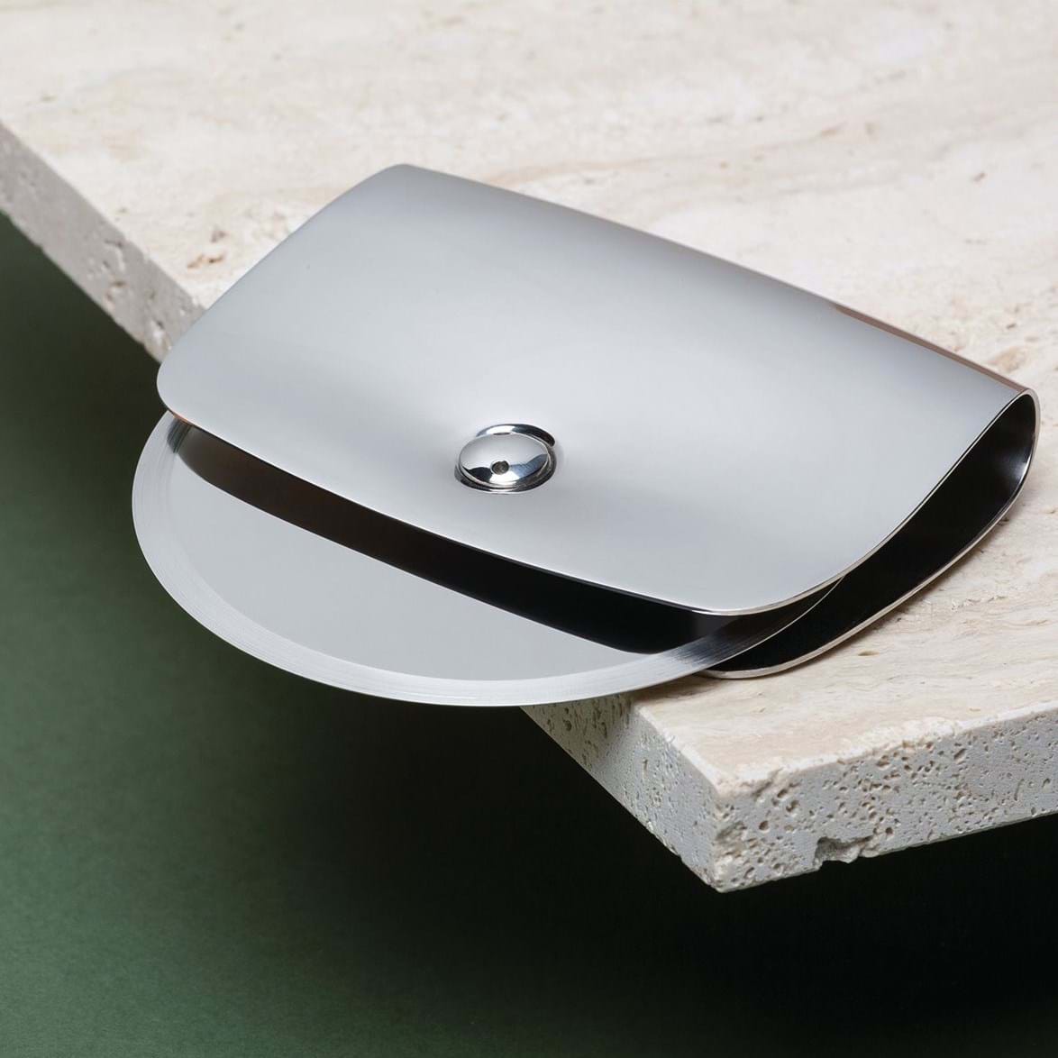 Taio Pizza Slicer från Vålamagasinet Kökstillbehör, Alessi, Image-2