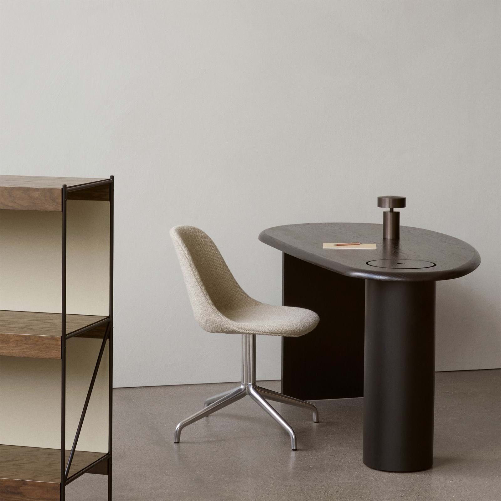 The Eclipse Desk från Vålamagasinet Skrivbord, Audo Copenhagen, Image-9