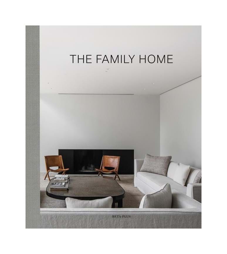 The Family Home från Vålamagasinet Böcker och spel, New Mags, Image-1