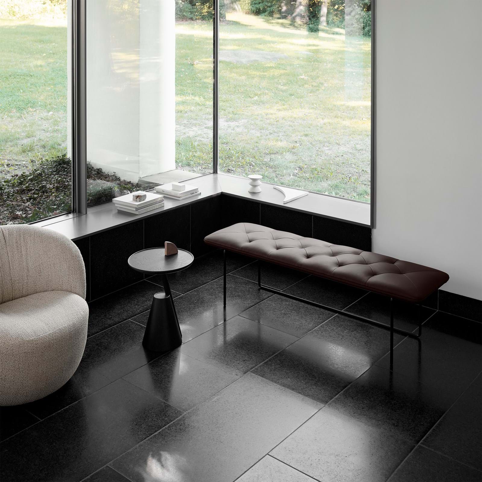 Tip Toe Bench Large från Vålamagasinet Pallar och bänkar, Wendelbo, Image-3