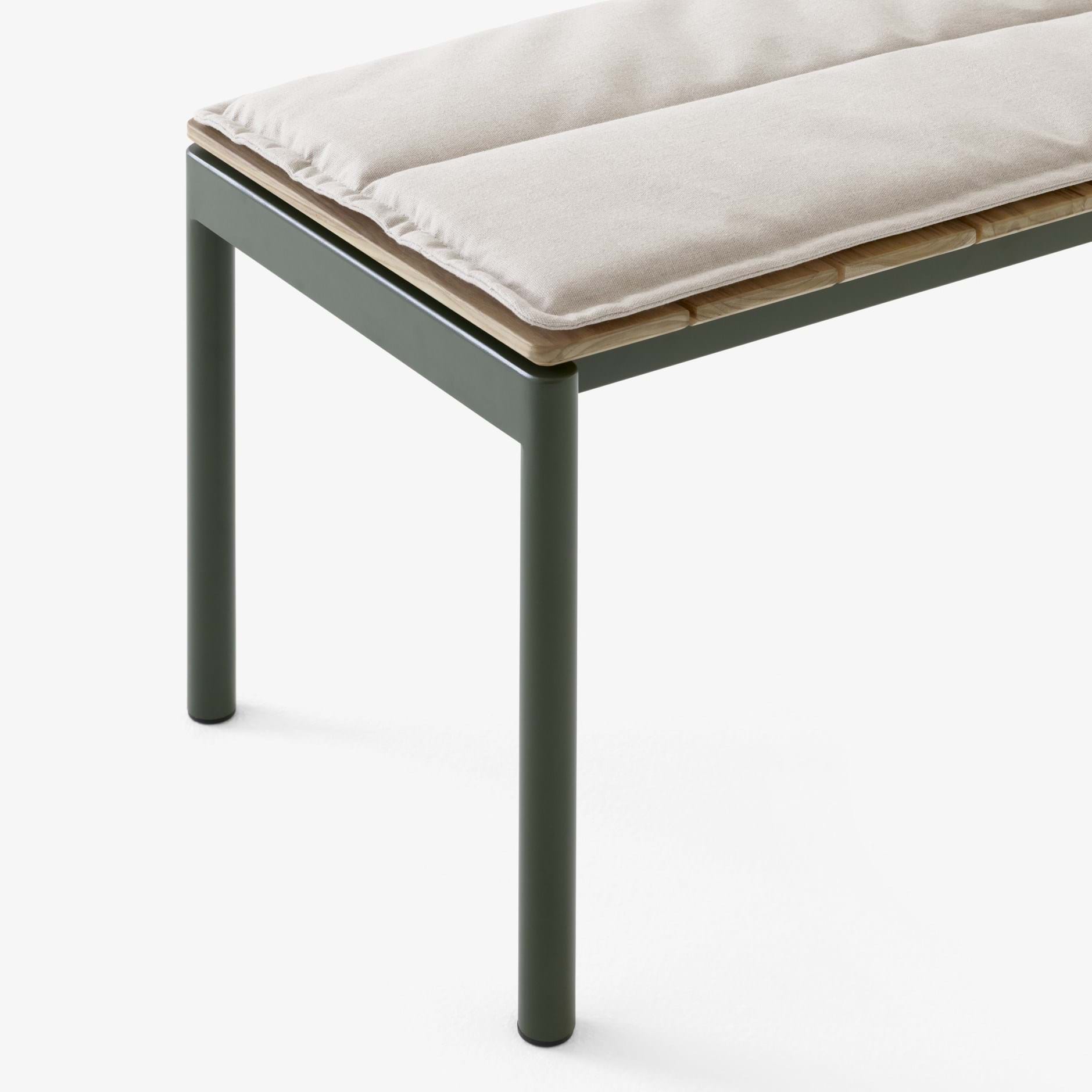 Ville Bench Cushion for AV27/28 från Vålamagasinet Utomhustextilier, &Tradition, Image-3