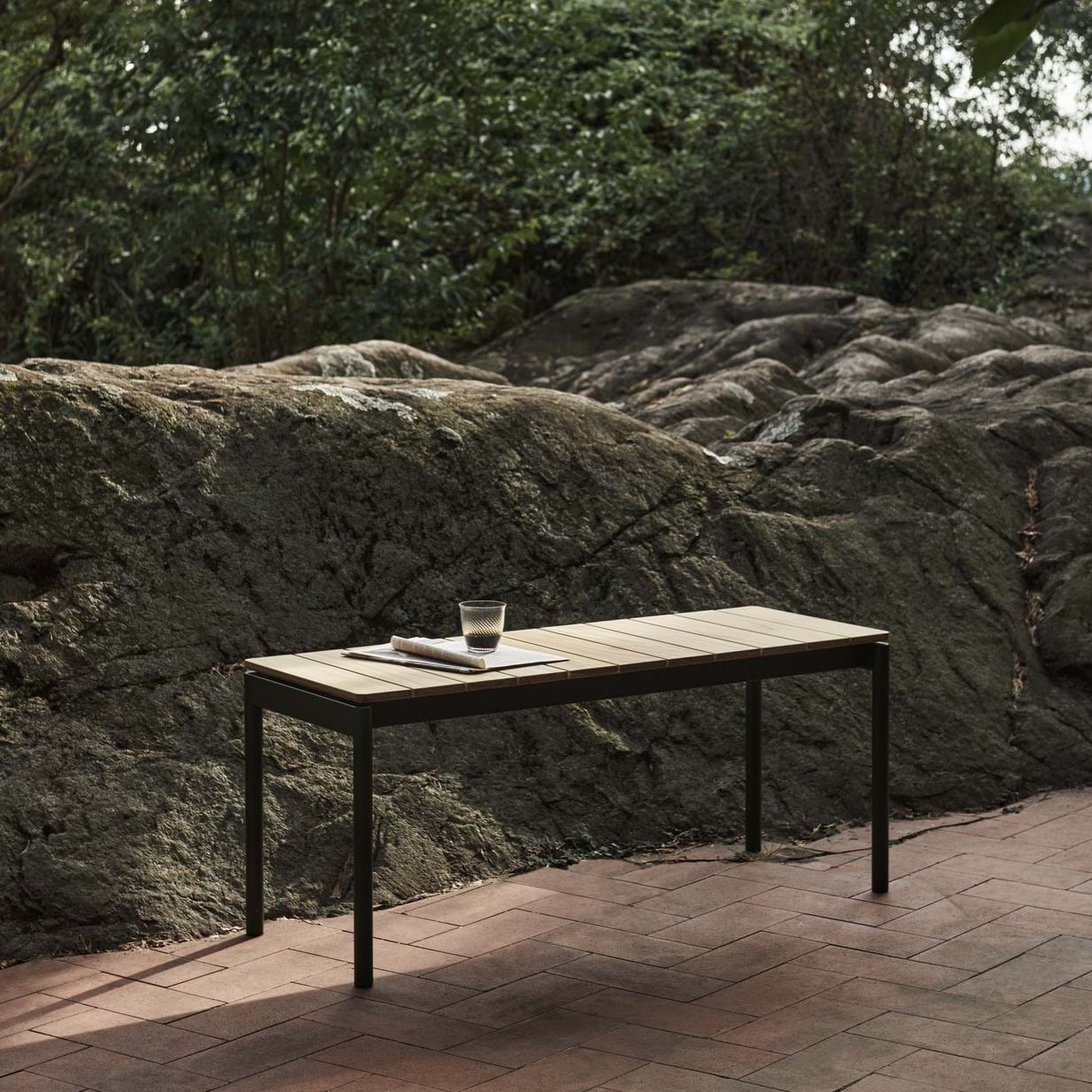 Ville AV27 Bench från Vålamagasinet Pallar och bänkar utemöbler, &Tradition, Image-2