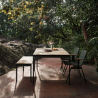 Ville AV26 Dining Table från Vålamagasinet Matbord utemöbler, &Tradition, Image-2