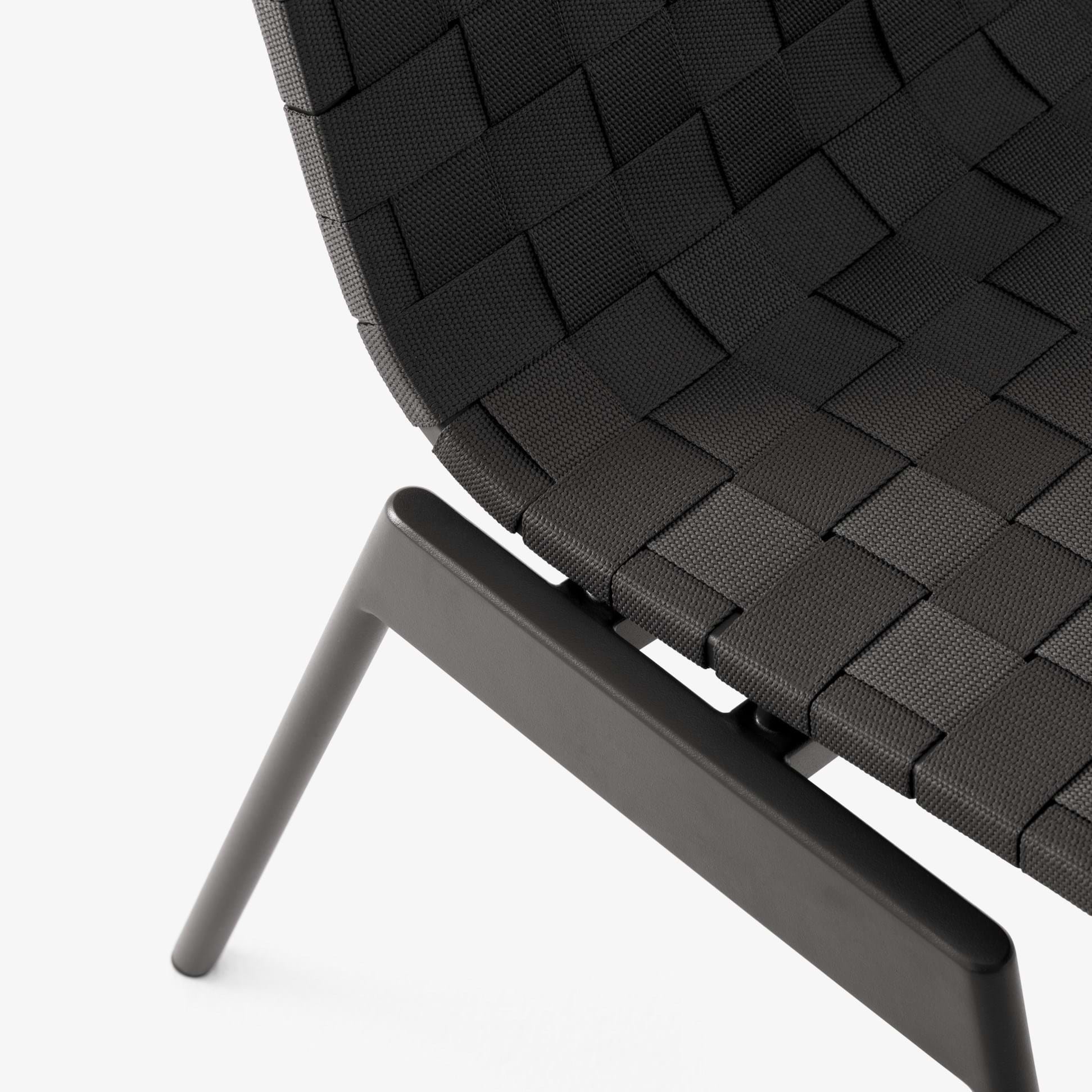 Ville AV33 Chair från Vålamagasinet Stolar utemöbler, &Tradition, Image-2