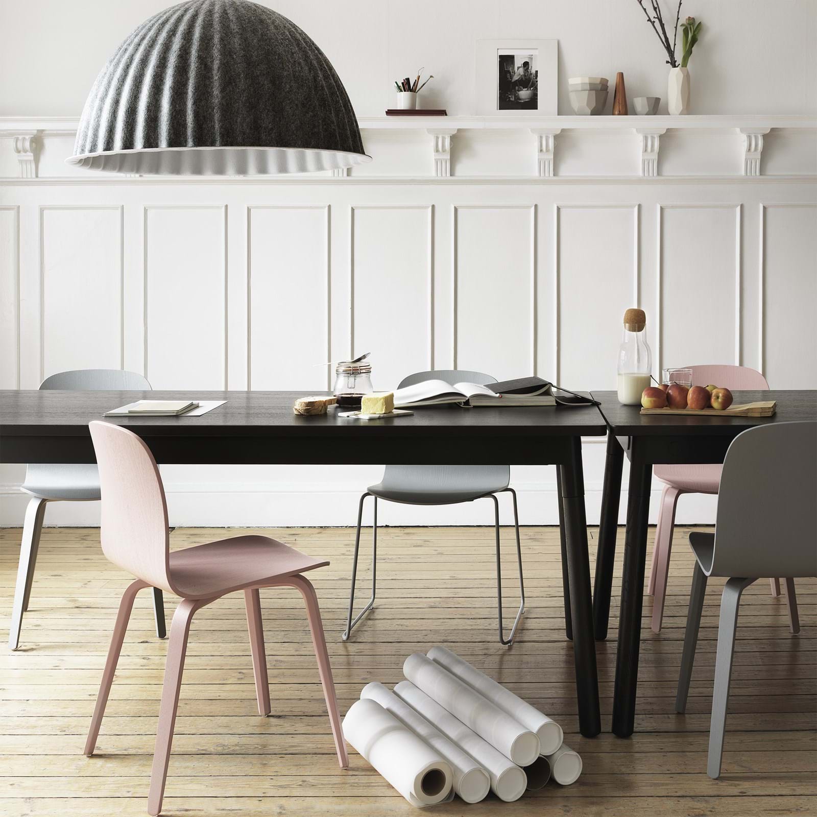 Visu Chair Wood Base från Vålamagasinet Matstolar, Muuto, Image-5