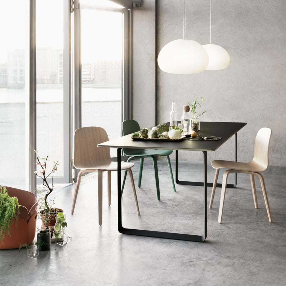 Visu Chair Wood Base från Vålamagasinet Matstolar, Muuto, Image-2