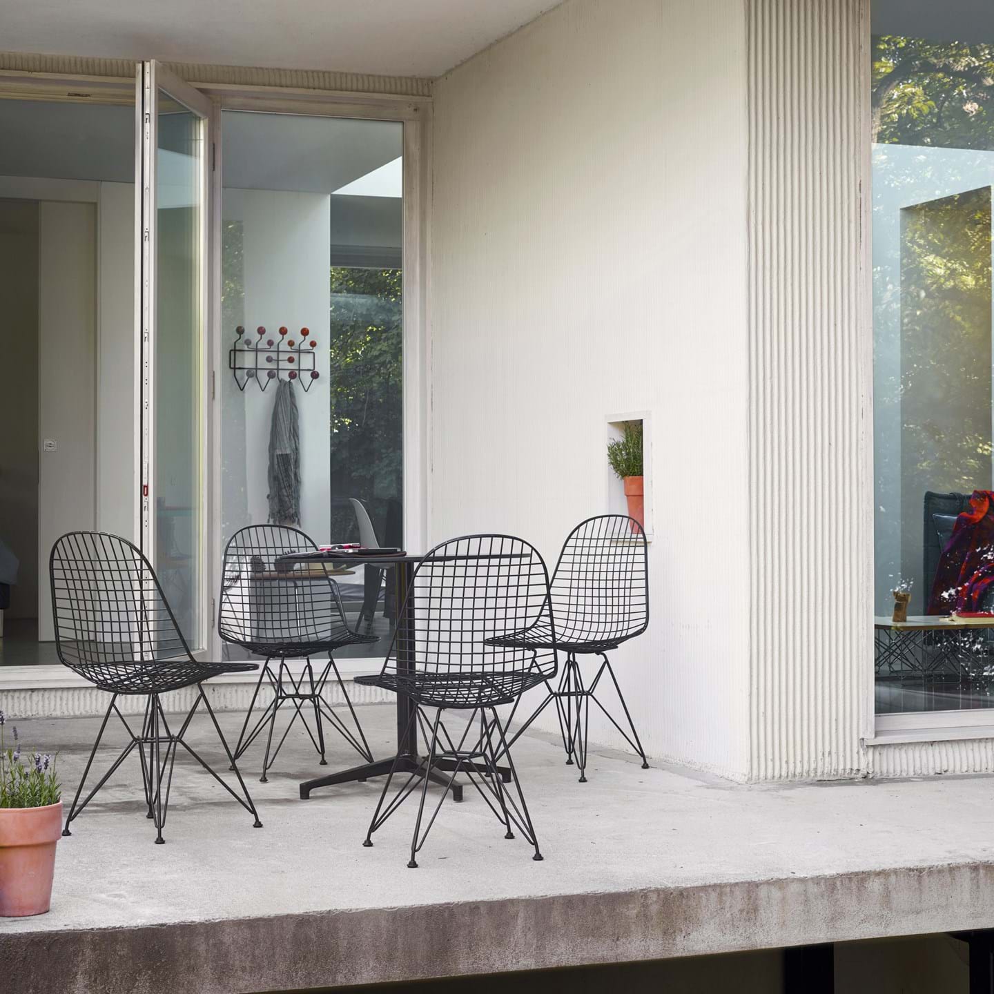 Wire Chair DKR från Vålamagasinet Matstolar, Vitra, Image-5