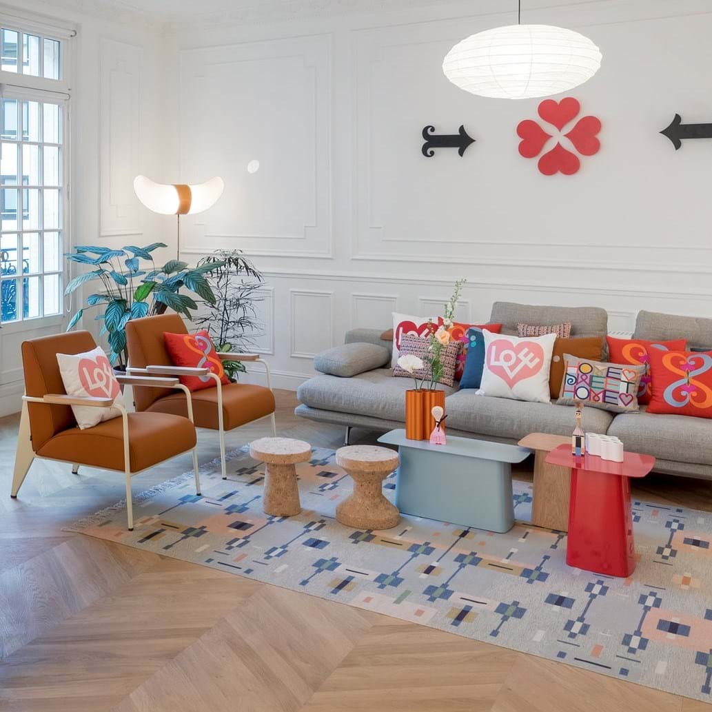 Embroidered Pillow - Home Sweet Home från Vålamagasinet Prydnadskuddar, Vitra, Image-2