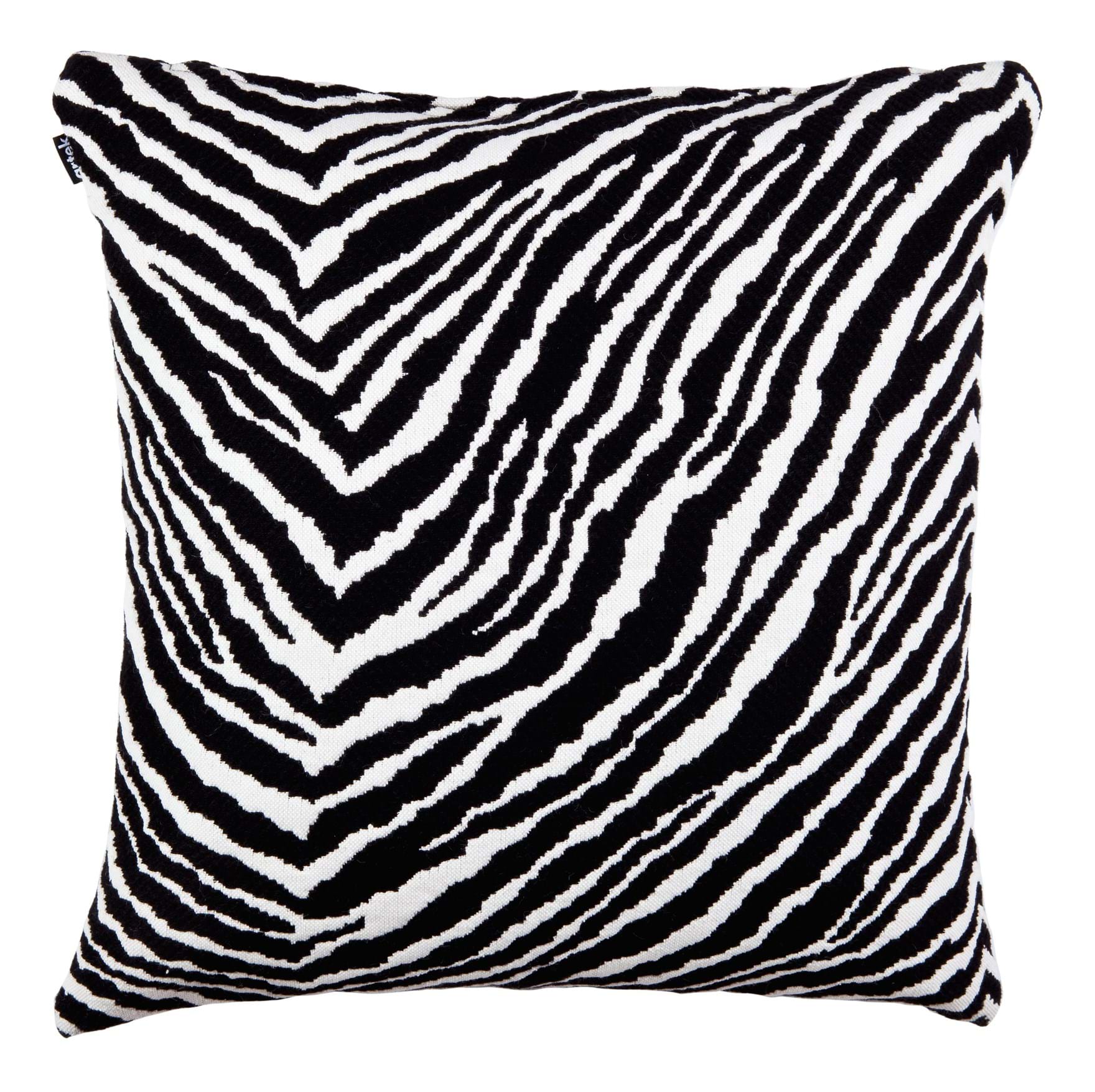 Zebra Cushion Cover från Vålamagasinet Prydnadskuddar, Artek, Image-1