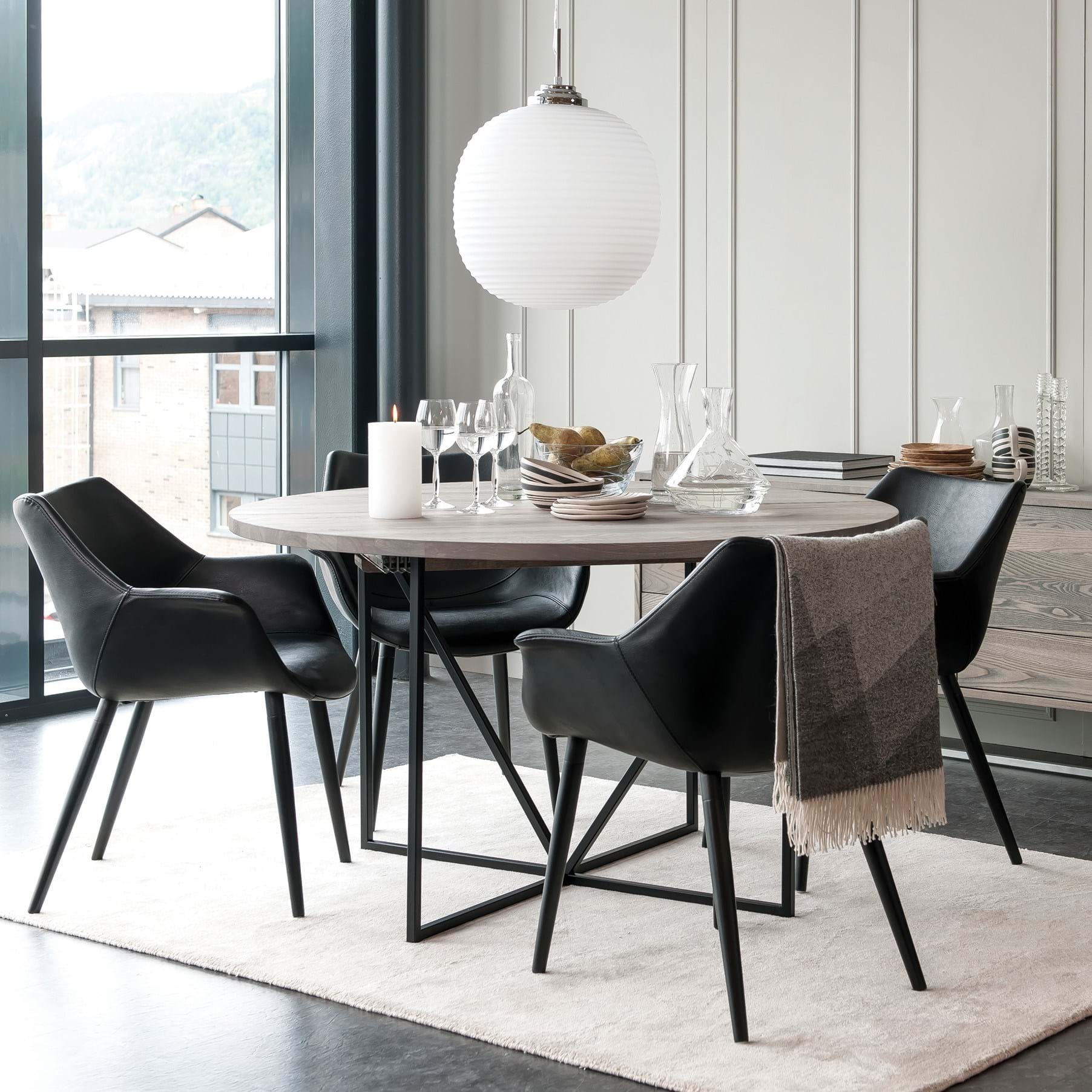 Zet Matbord Ek Delad Skiva från Vålamagasinet Matbord, Kristensen Kristensen, Image-2