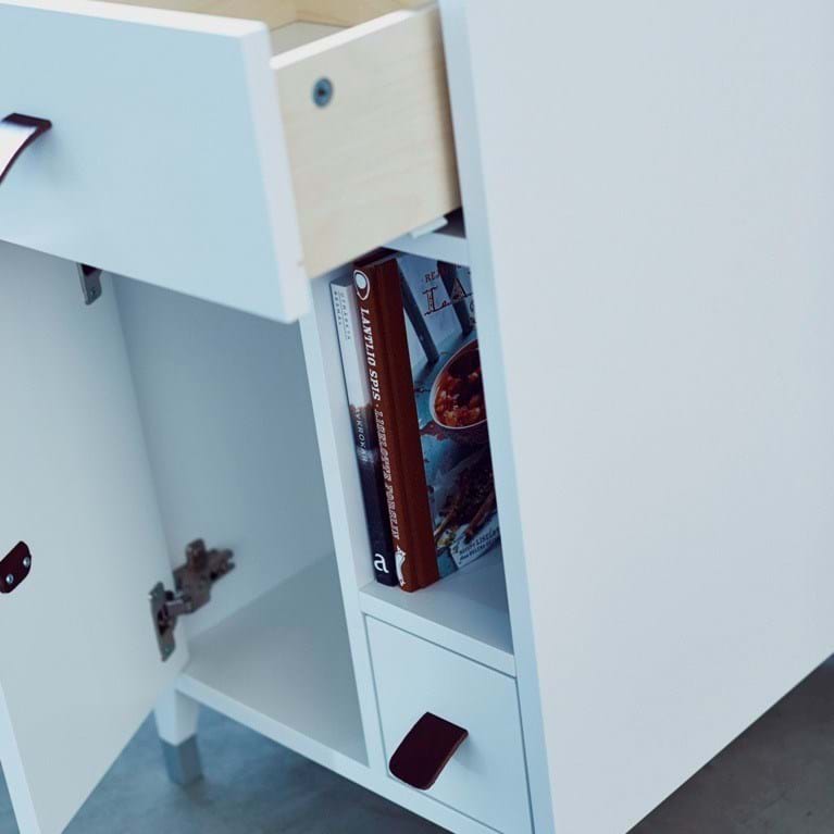 Abisko Sängbord Låga Ben från Vålamagasinet Byråar, Mavis, Image-3