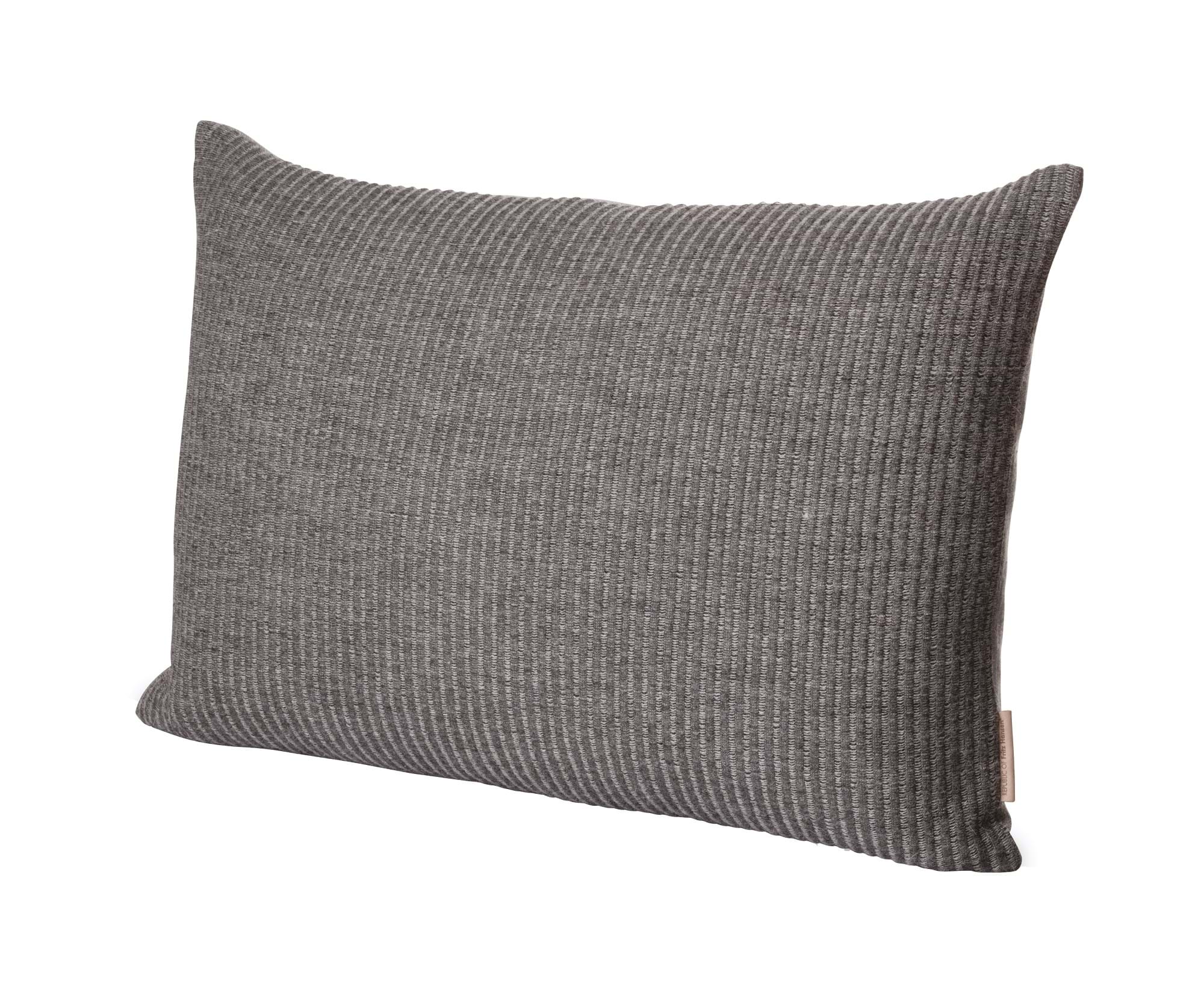 Aiayu Kudde från Vålamagasinet Prydnadskuddar, Fritz Hansen, Image-1