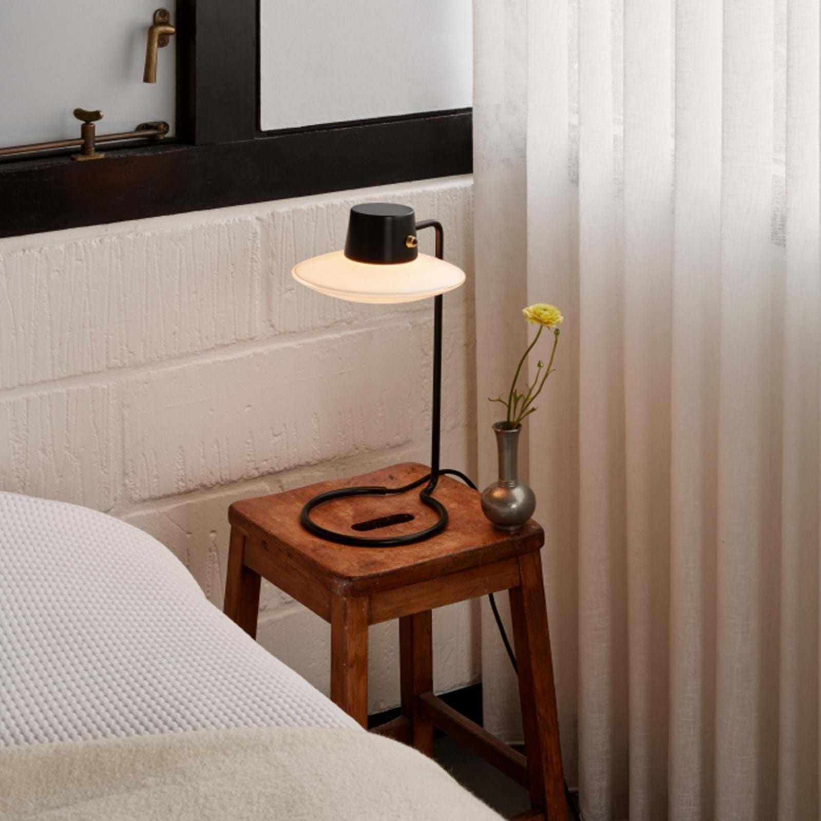 AJ Oxford Bordslampa 41 cm från Vålamagasinet Bordslampor, Louis Poulsen, Image-2