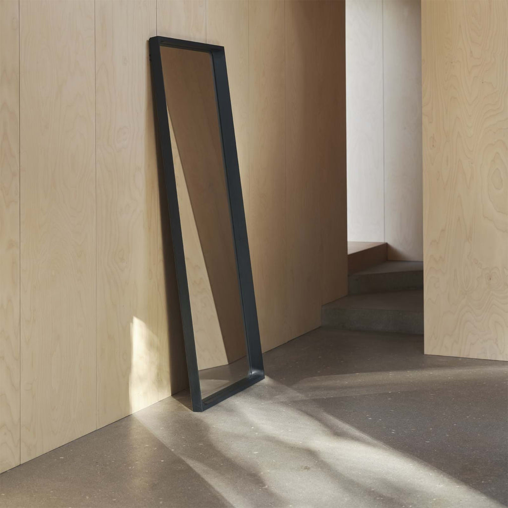 Arced Mirror 170x61 cm från Vålamagasinet Speglar, Muuto, Image-2