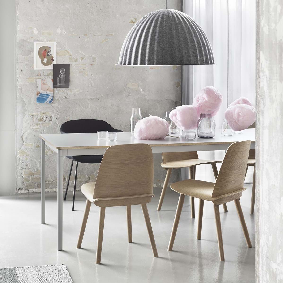 Base Table 140x80 cm från Vålamagasinet Matbord, Muuto, Image-2