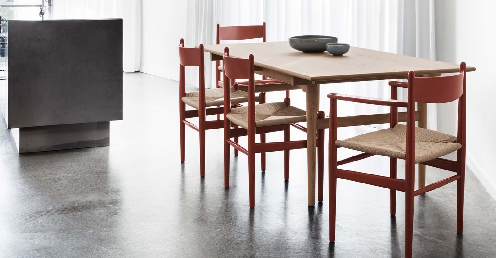 CH37 Karmstol från Vålamagasinet Matstolar, Carl Hansen & Son, Image-4