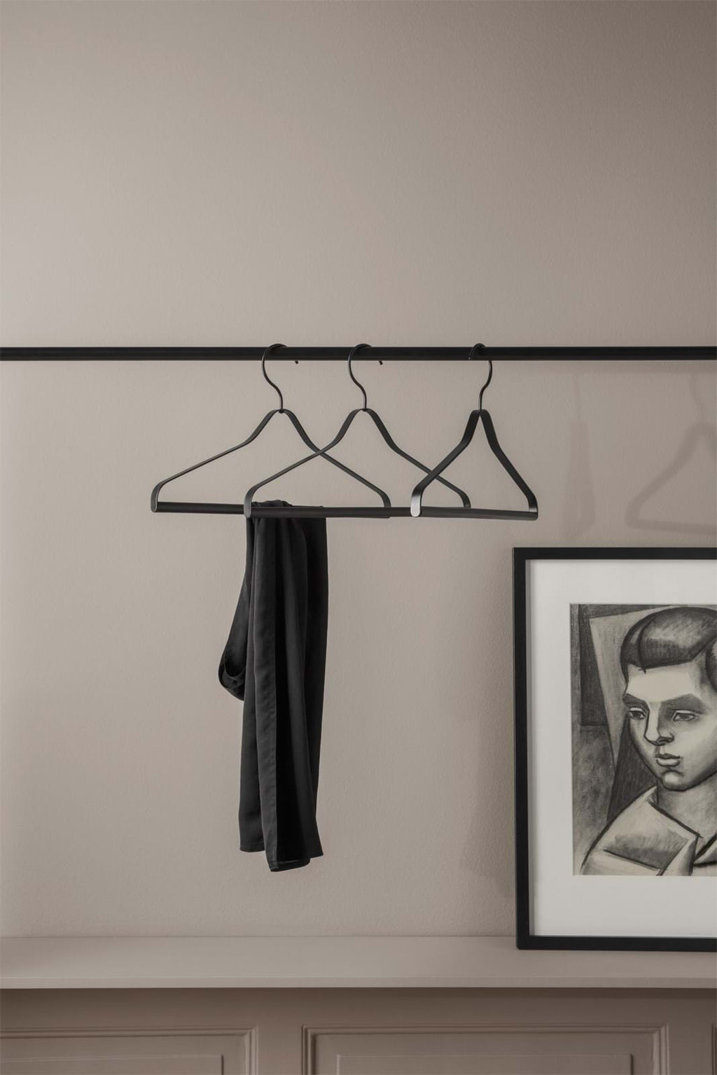 Coat Hanger Set of 3 från Vålamagasinet Galgar och hängare, Ferm Living, Image-4